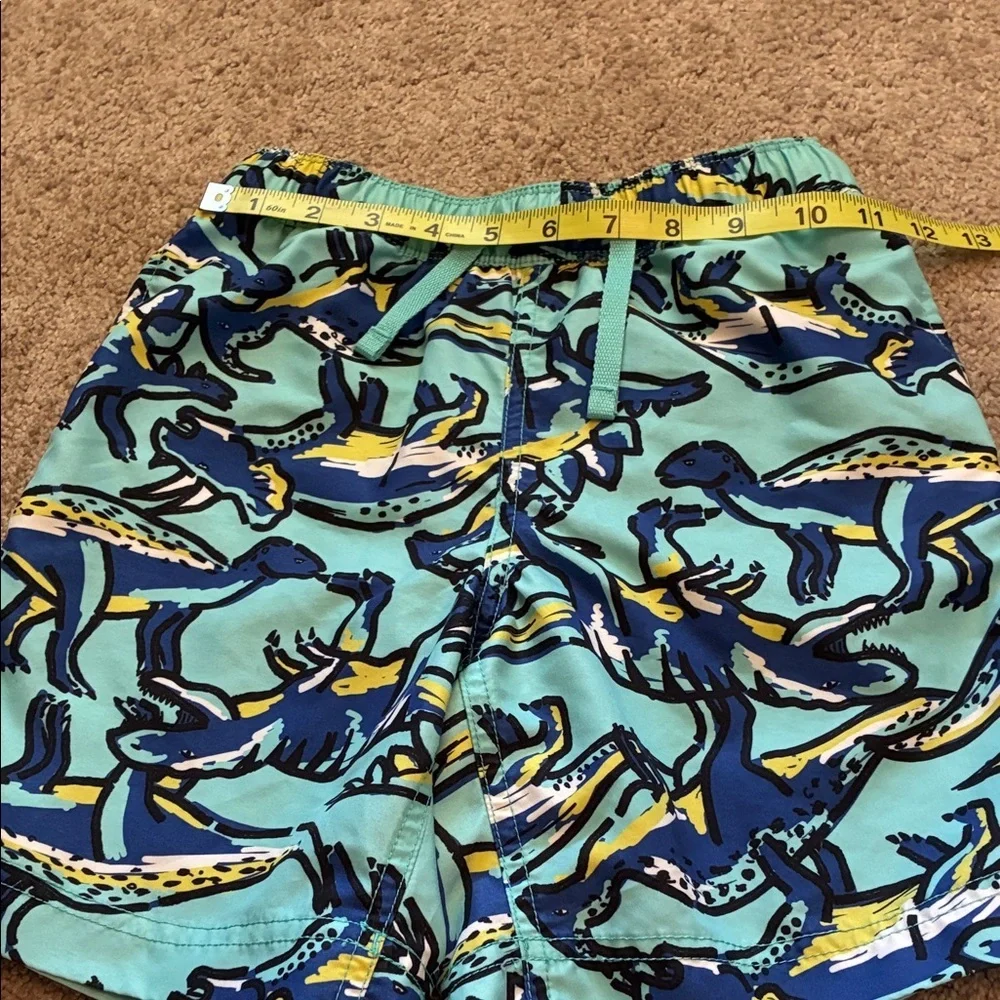 🦖 Hanna Andersson Dino-Mite Swim Trunks - size 8